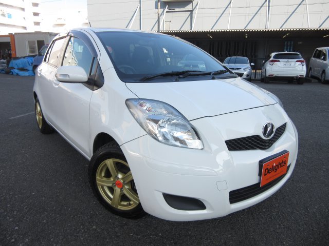 TOYOTA VITZ U 2010/4