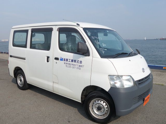 TOYOTA TOWNACE VAN DX 5MT 2011/1