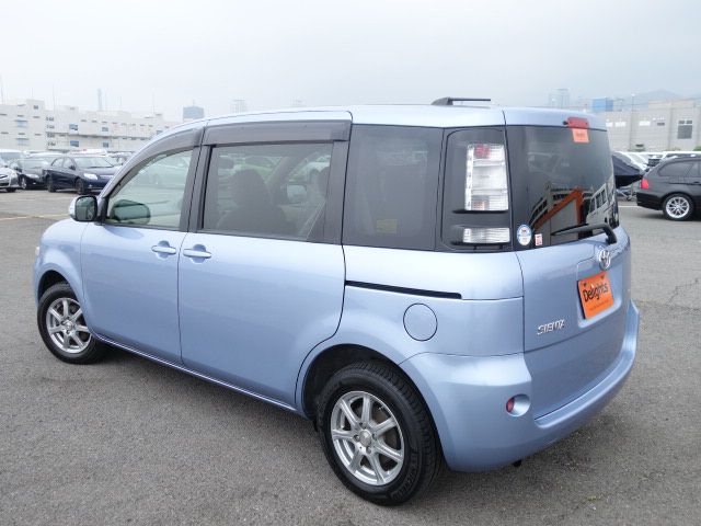Toyota sienta g