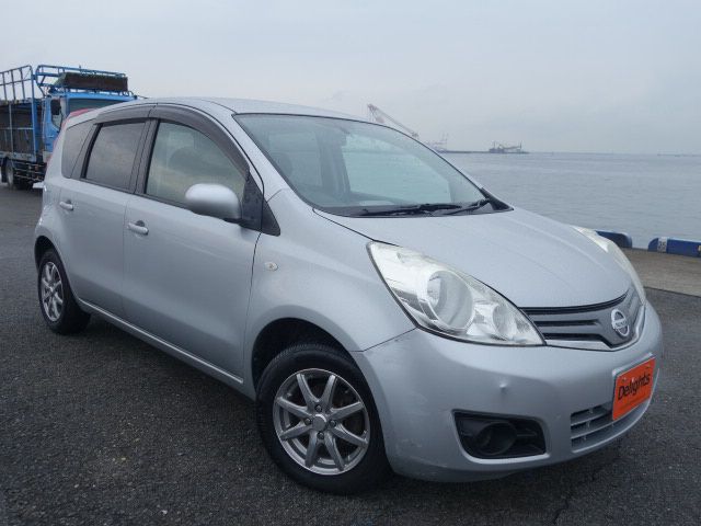 NISSAN NOTE 15X SV 2011/9
