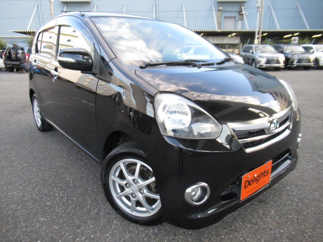 Daihatsu mira 2011