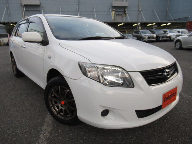 Toyota corolla fielder 2011