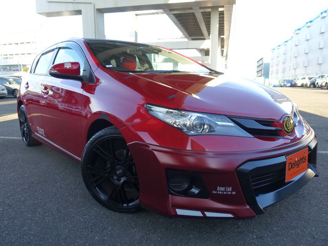 TOYOTA AURIS 180G MOGILE SUIT GUNDAM CHAR EDITION 2013/12