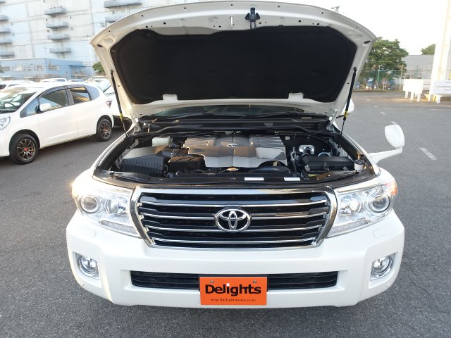 ライガー 2025 Toyota Land Cruiser ZX V8 - The Ultimate Luxury Off