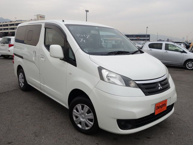 MITSUBISHI DELICA D3 M 2012/3