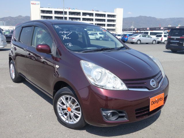 NISSAN NOTE 15X SV PLUS PLASMA 2012/3