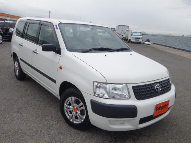 Toyota succeed van