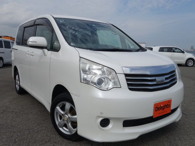 Welcab toyota noah