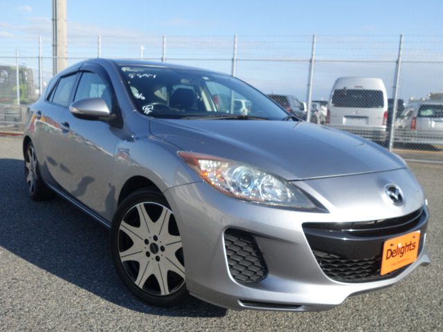 MAZDA AXELA SPORT 20C SKYACTIV 2012/8