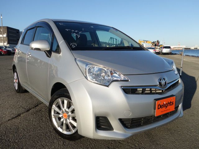 TOYOTA RACTIS X 2012/8