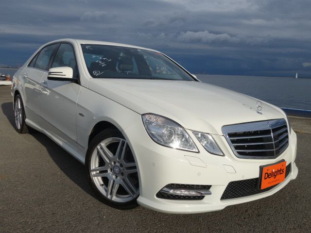 MERCEDES-BENZ E-CLASS E300 AVANTGARDE AMG SPORTS PKG 2012/3