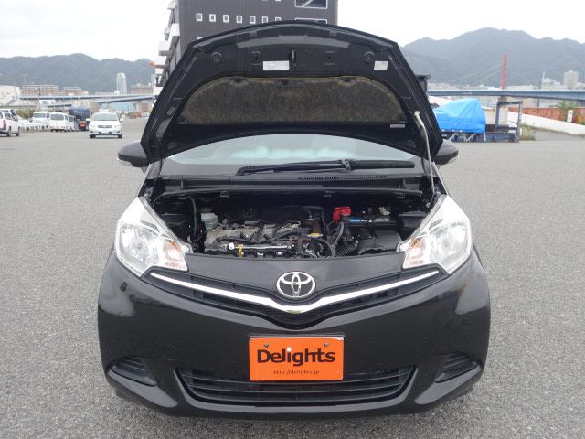 Toyota ractis lepice