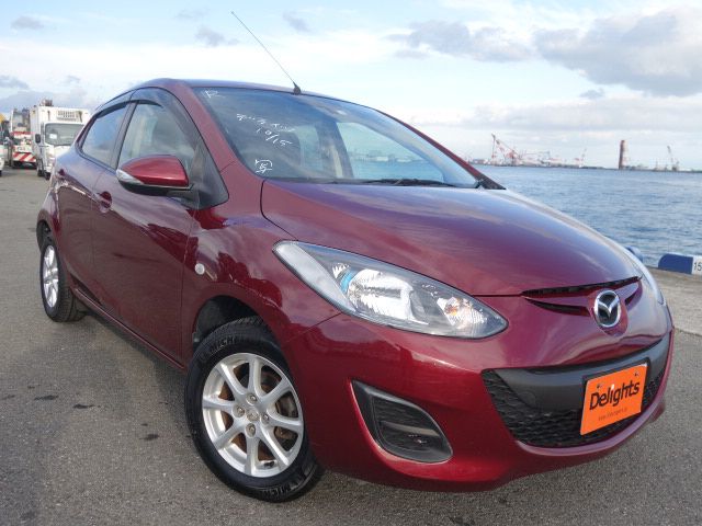 MAZDA DEMIO 13 SKYACTIVE 2012/4