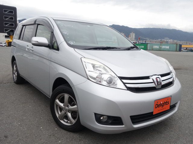 TOYOTA ISIS L 2012/9