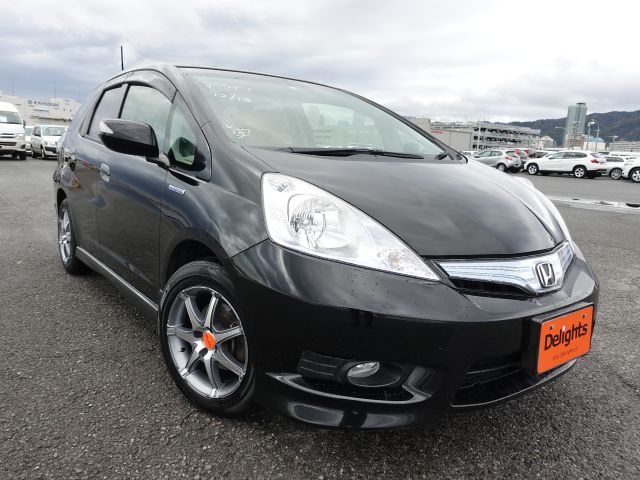 Honda fit shuttle 2013