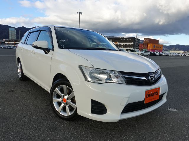 Toyota corolla fielder 2013