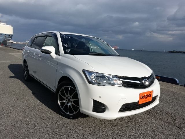 Toyota corolla fielder cross