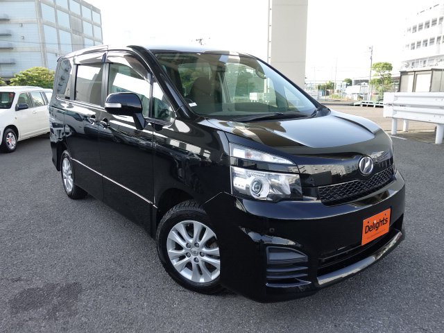 TOYOTA VOXY Z 2013/7