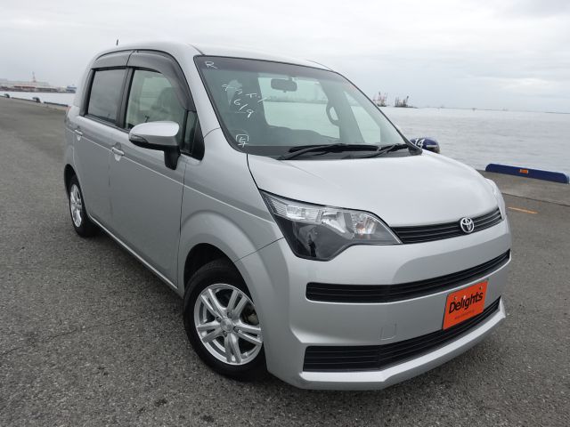 Toyota spade 2013