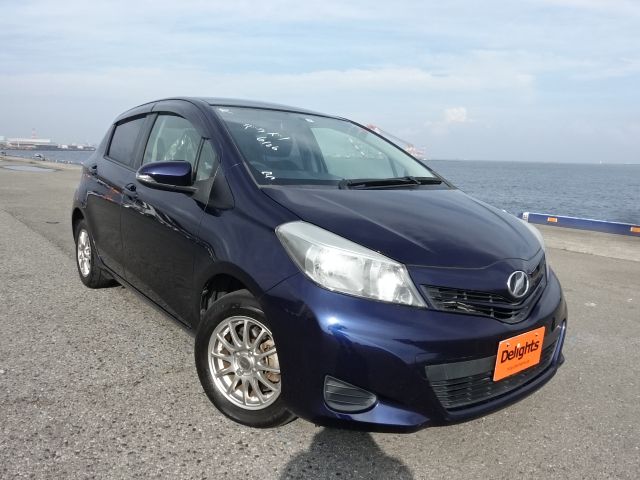 TOYOTA VITZ F CIEL 2013/5