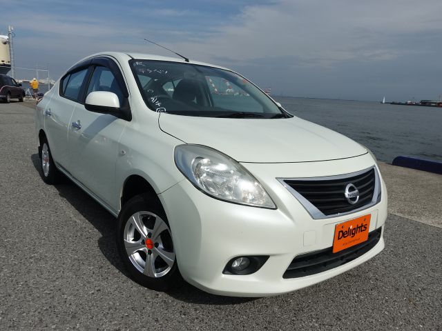 Used NISSAN LATIO X,2013/6 | 41888 | DELIGHTS