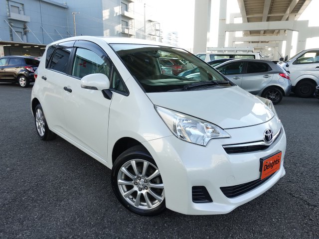 TOYOTA RACTIS X V PACKAGE 2013/10