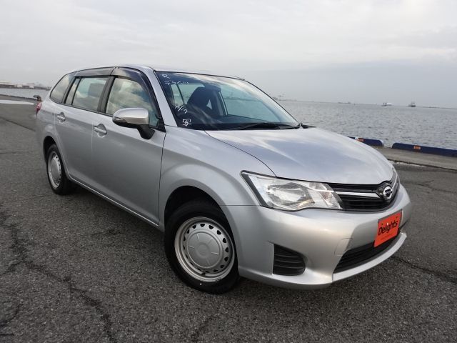 Toyota corolla fielder nze164g