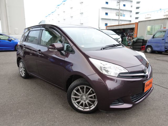 Toyota ractis lepice