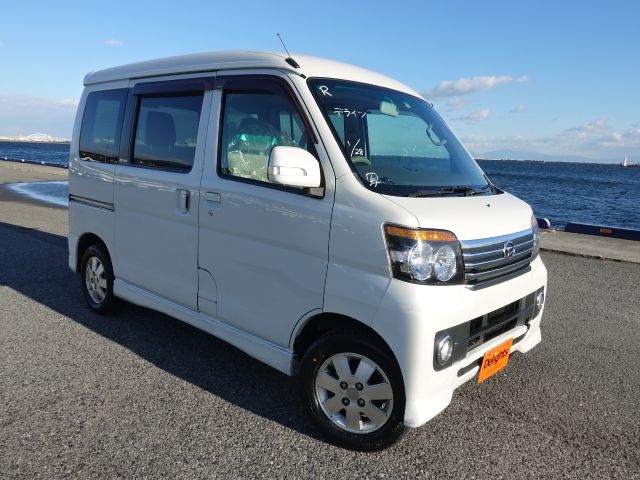 DAIHATSU ATRAI WAGON CUSTOM TURBO RS LTD 2014/3