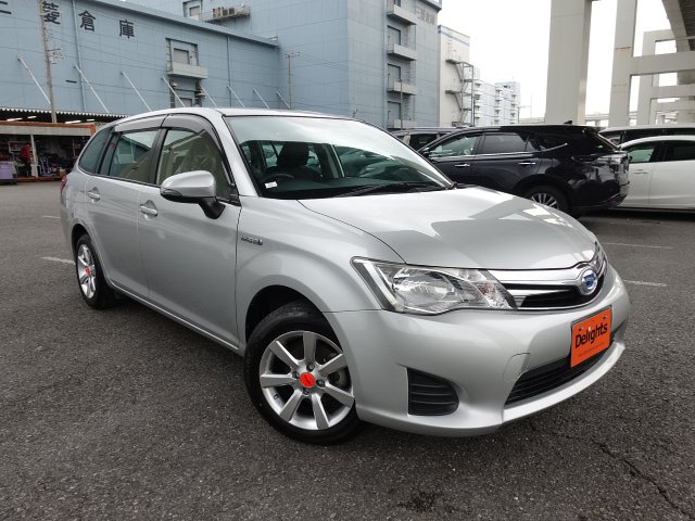 Toyota corolla fielder hybrid