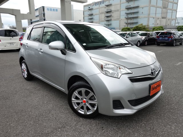 TOYOTA RACTIS X 2014/7