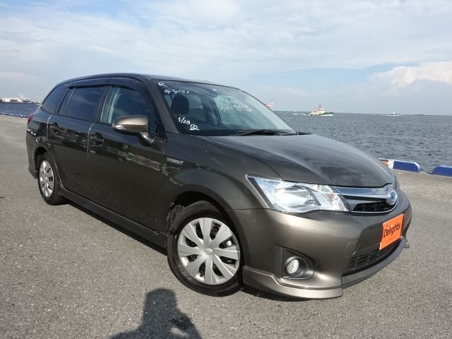 TOYOTA COROLLA FIELDER HYBRID G AERO  TOURER 2014/6