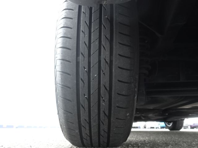 4370518