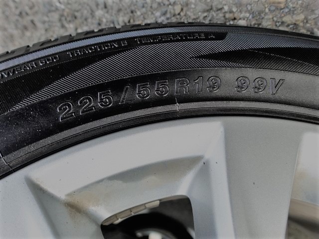 4389219