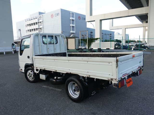 439500