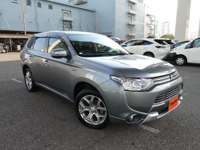 MITSUBISHI OUTLANDER G NAVI PACKAGE 2015/1