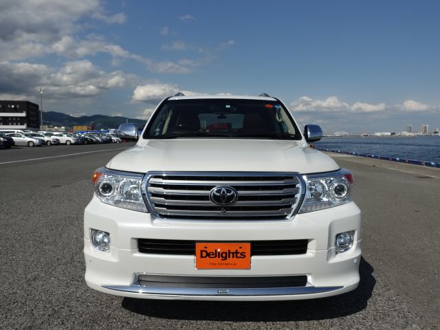 AN! Used TOYOTA LAND CRUISER ZX SUNROOF,2015/4 | 45227 | DELIGHTS