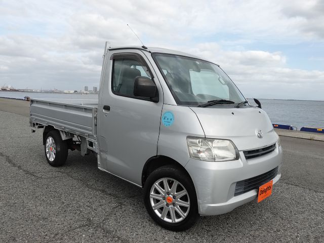 TOYOTA TOWNACE TRUCK DX X EDITION 2015/9