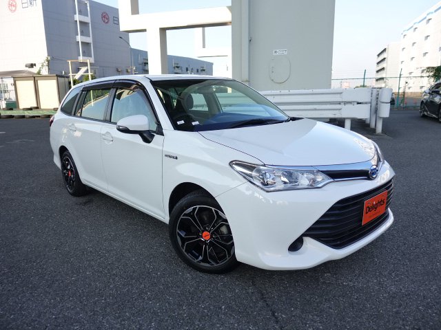 TOYOTA COROLLA FIELDER HYBRID  2015/8