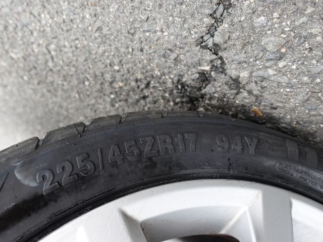 4621736