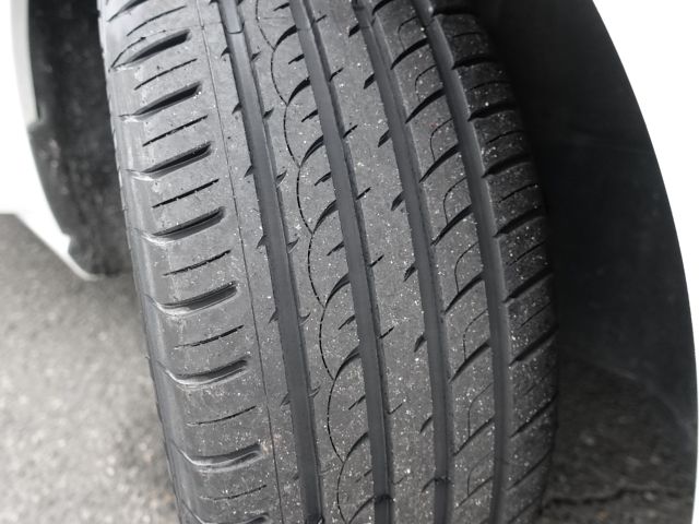 4621737