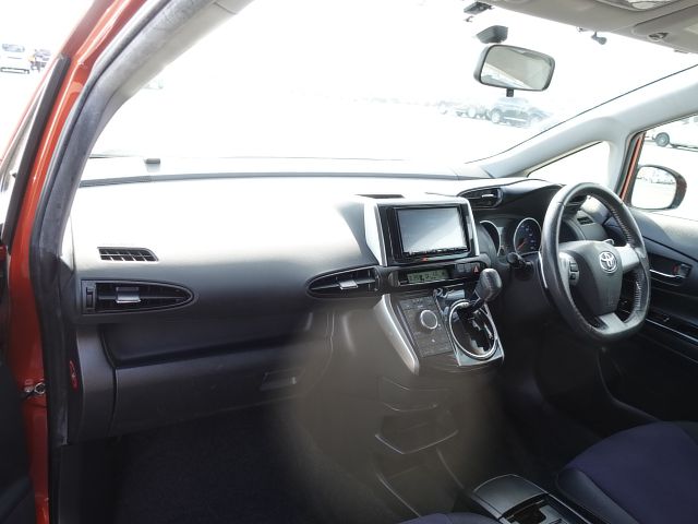 463764