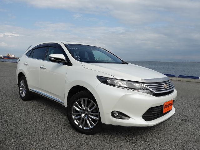 TOYOTA HARRIER PREMIUM  2016/6