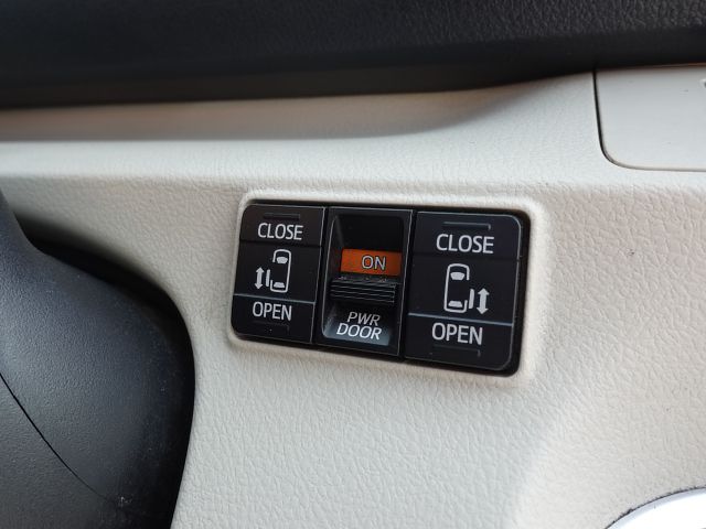 4657419