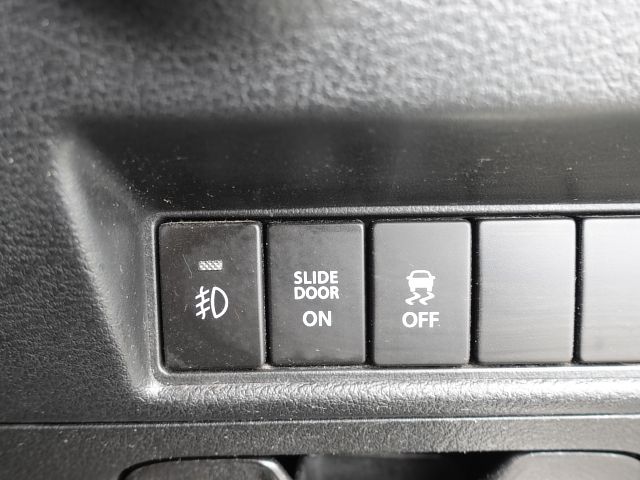 4657914