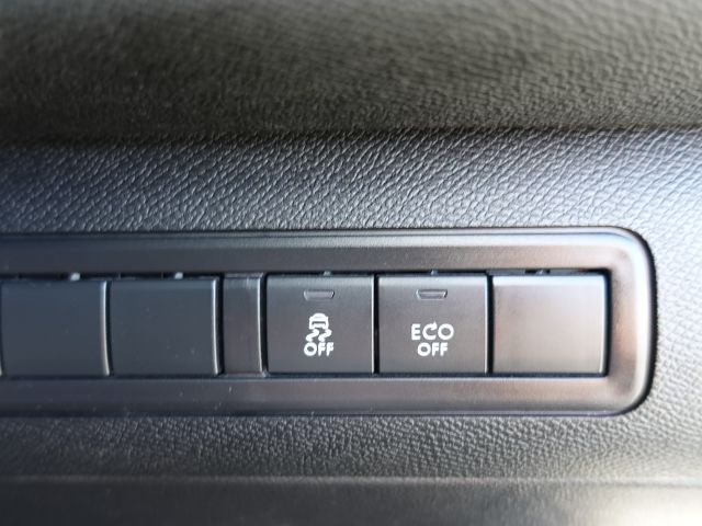4658316