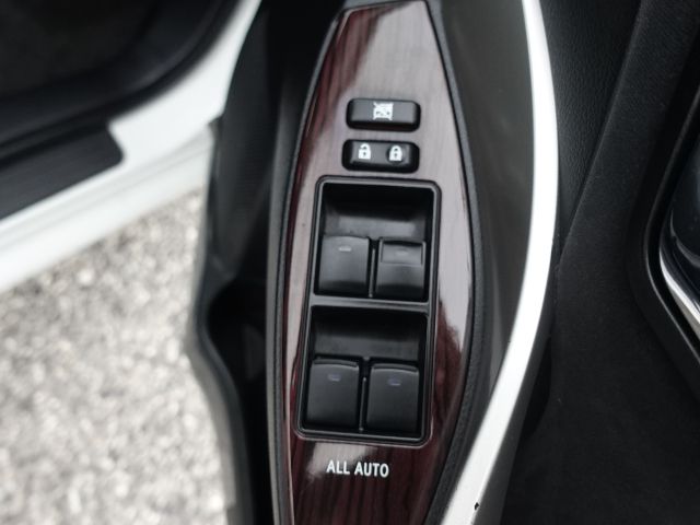 4688813