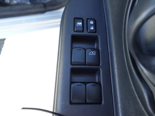 4689112