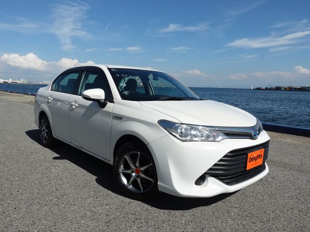TOYOTA COROLLA AXIO HYBRID  2016/8