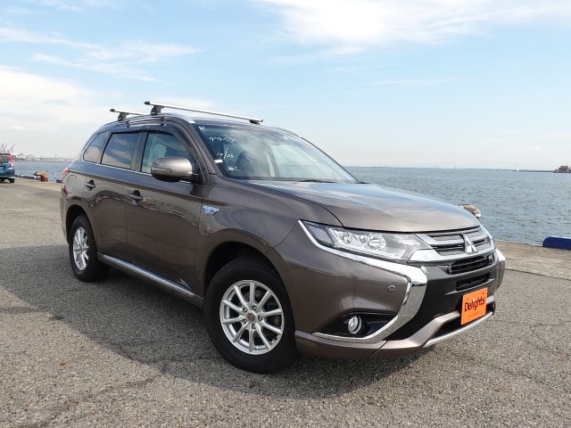 MITSUBISHI OUTLANDER PHEV G SAFETY PACKAGE 2016/2